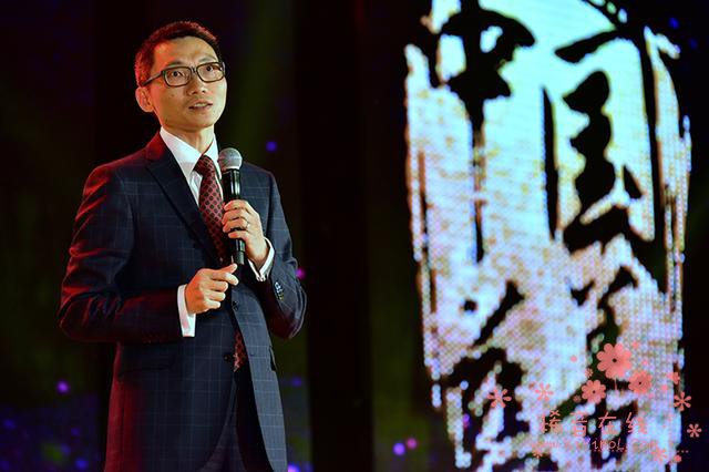 2015中国慈善榜发布 腾讯主要创始人陈一丹成“中国首善”