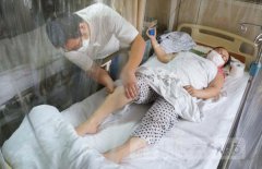 济南医生生完二胎患上白血病 昔日病人伸援手