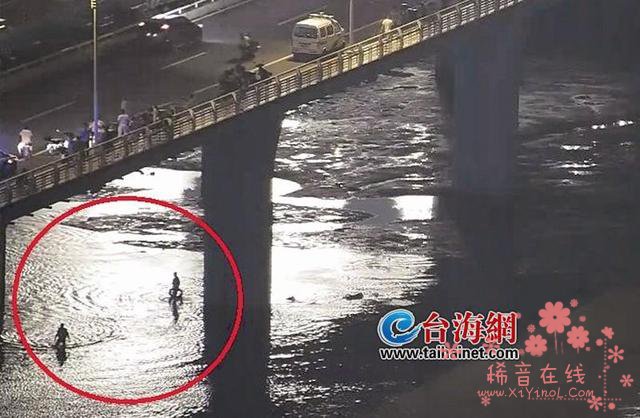 女子20米高桥坠落奇迹生还 救人协警负伤缝6针