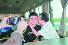 广东一小伙被拐13年，吃了碟炸生蚝后成功寻亲