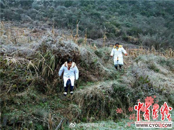 贵州遭雨雪凝冻天气，助产士爬冰山5小时为村民接生